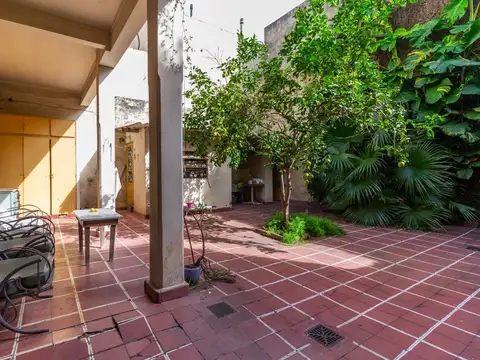 VENTA PH de 5 ambientes en Flores