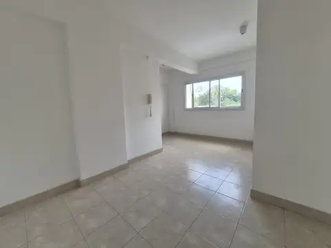 Oficina en Alquiler en Tigre Centro, USD 600