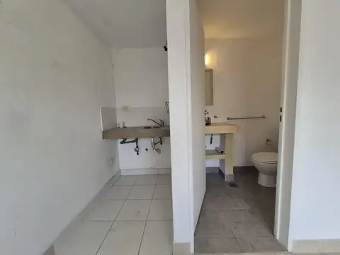 Oficina en alquiler de 35 m² en Tigre, con cochera