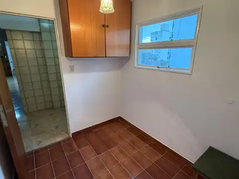 Departamento 5 ambientes con 2 baños
