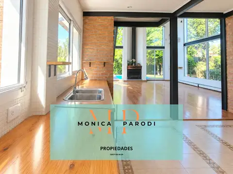 Casa 4 ambientes con 2 baños
