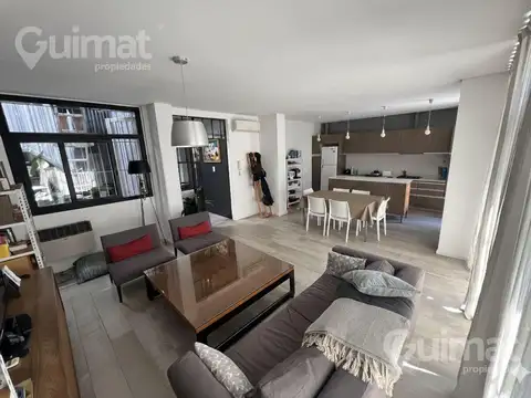 195m2 - Amplio y Luminoso PH en el corazón de Saavedra