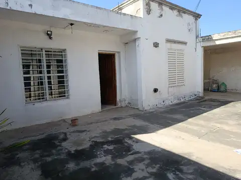 Zona Norte. B° El Huaico. Mza 477 B. Casa 100