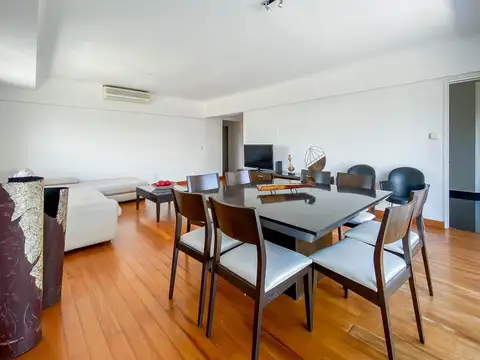 Departamento en Alquiler con 1 cocheras