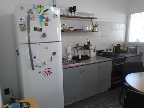Casa en Venta con 4 cocheras