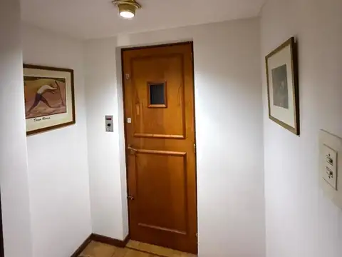 53 e/ 10 y 11  N°790