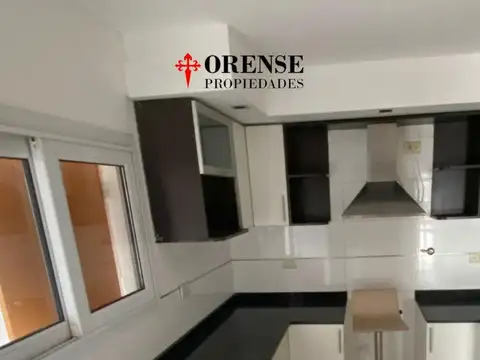 Departamento en Alquiler de 4 ambientes
