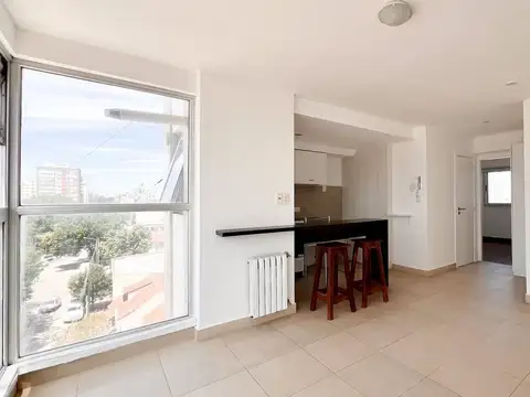 VENTA DEPARTAMENTO 2 AMBIENTES FRENTE MACROCENTRO