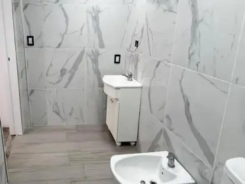 Casa 6 ambientes con 3 baños