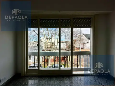 Adolfo Alsina al 4200