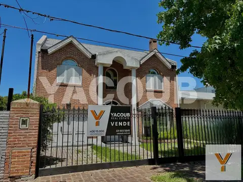 Casa en Venta en Manuel B Gonnet, USD 230.000