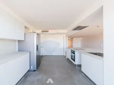 Departamento en Alquiler de 6 ambientes