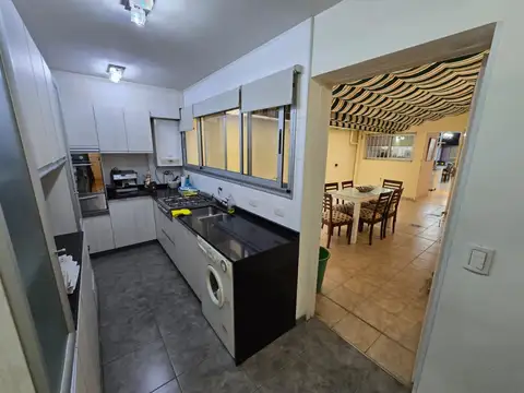 Departamento en Venta en Villa del Parque, USD 300.000