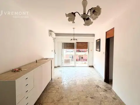 Departamento en alquiler de 4 ambientes en Barracas con balcon corrido