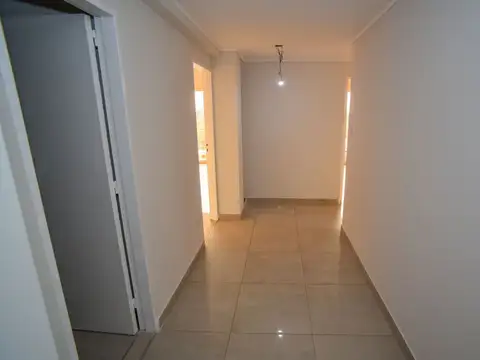 SE VENDE DEPARTAMENTO DE 3 DORM. EN PARQUE FEDERAL