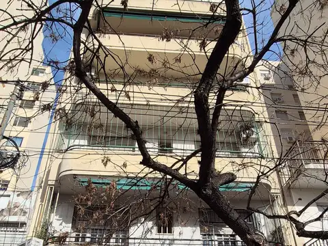 RIVADAVIA 8300, Piso 1