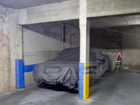 Cochera - Olivos-Vias/Maipu