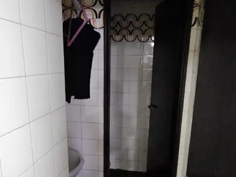 Alquiler Local Once sin expensas apto todo destino