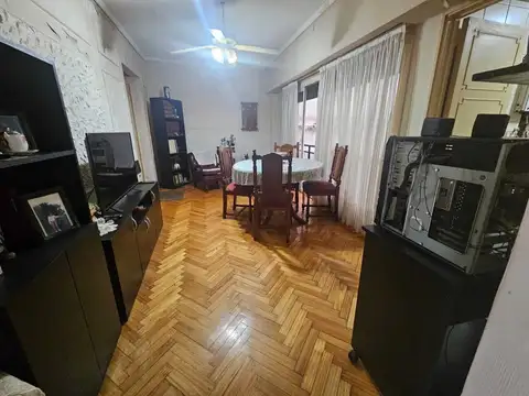 Pacheco 2300