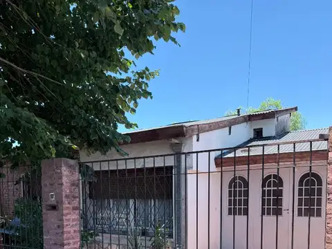 Casa en Venta en Moron, USD 110.000