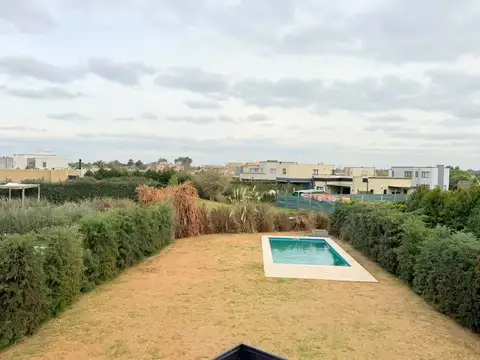Casa en Venta en Pilar del Este - San Ramiro, USD 169.000