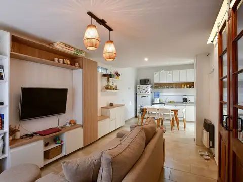 VENTA - PH AL FRENTE - 2 DORMITORIOS + ESTUDIO