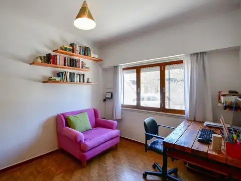 Depto Tipo Casa 4 ambientes con 2 baños