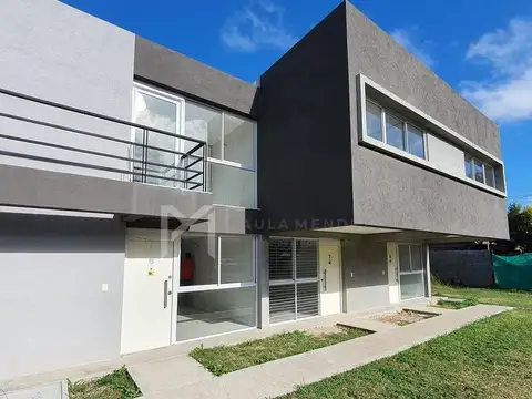 Casa Dúplex  en Alquiler en La Pista, Ing. Maschwitz, Escobar
