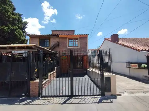 Venta PH Duplex 3 Ambientes, Ciudad Evita