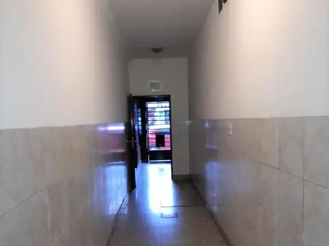 Oficina en Alquiler en Villa Ballester, $ 450.000