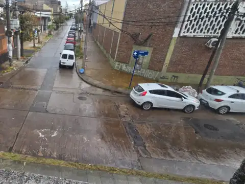 SE VENDE DPTO 3 AMB. SIN EXPENSAS EN LOMAS DEL MIRADOR