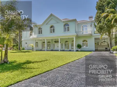 Mansion en venta en Parque Leloir con 4 dormitorios en suite y 7000 m2