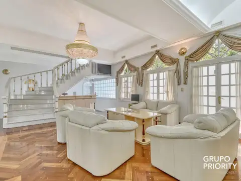 Casa en Venta de 5 dormitorios