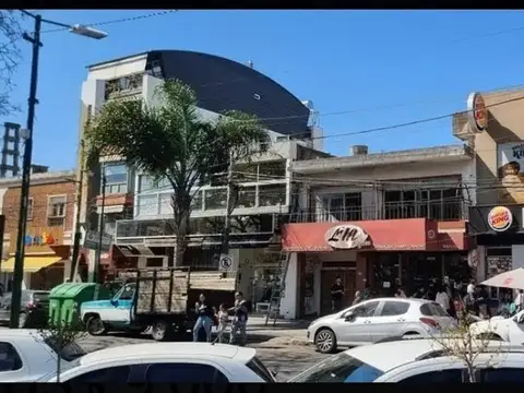 Gral. Las Heras 100