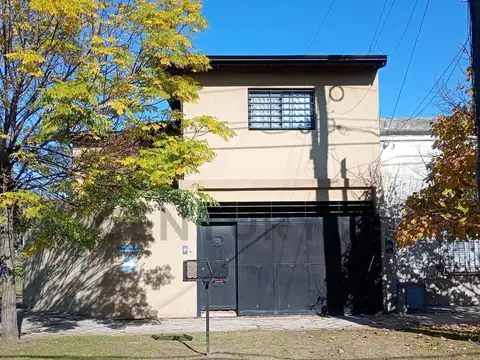 M. A. DE ACEVEDO 2700, Piso 0