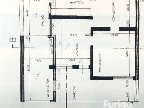 Casa 8 ambientes con 1 baño
