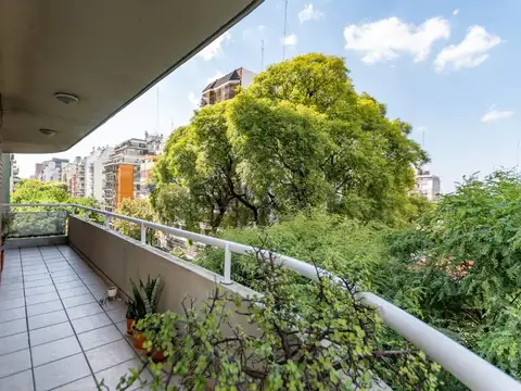 Avenida Directorio 600