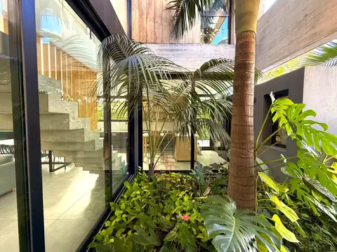 Casa en Venta en Malvinas Argentinas, USD 595.000