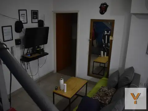 Casa 2 ambientes con 2 baños