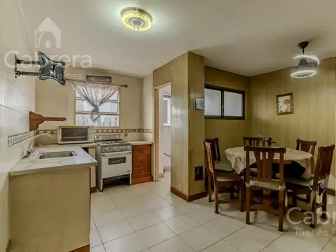 Alquiler de departamento de 3 dormitorios con cochera