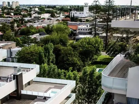 Departamento en Alquiler con 1 cocheras
