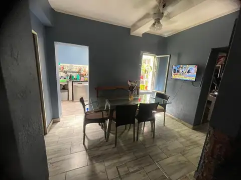 Oportunidad! Casa multifamiliar o ideal renta