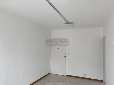 Departamento en Venta en Acassuso Vías / Santa Fe, USD 165.000