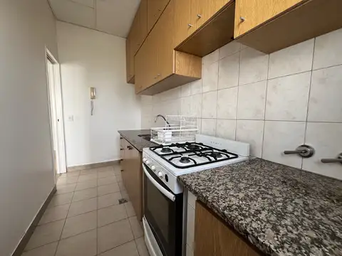 Depto Tipo Casa en Alquiler en Villa Adelina, $ 800.000