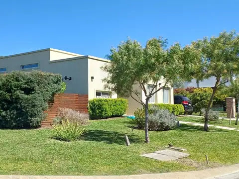 Casa - Santa Elena  - Foto 0