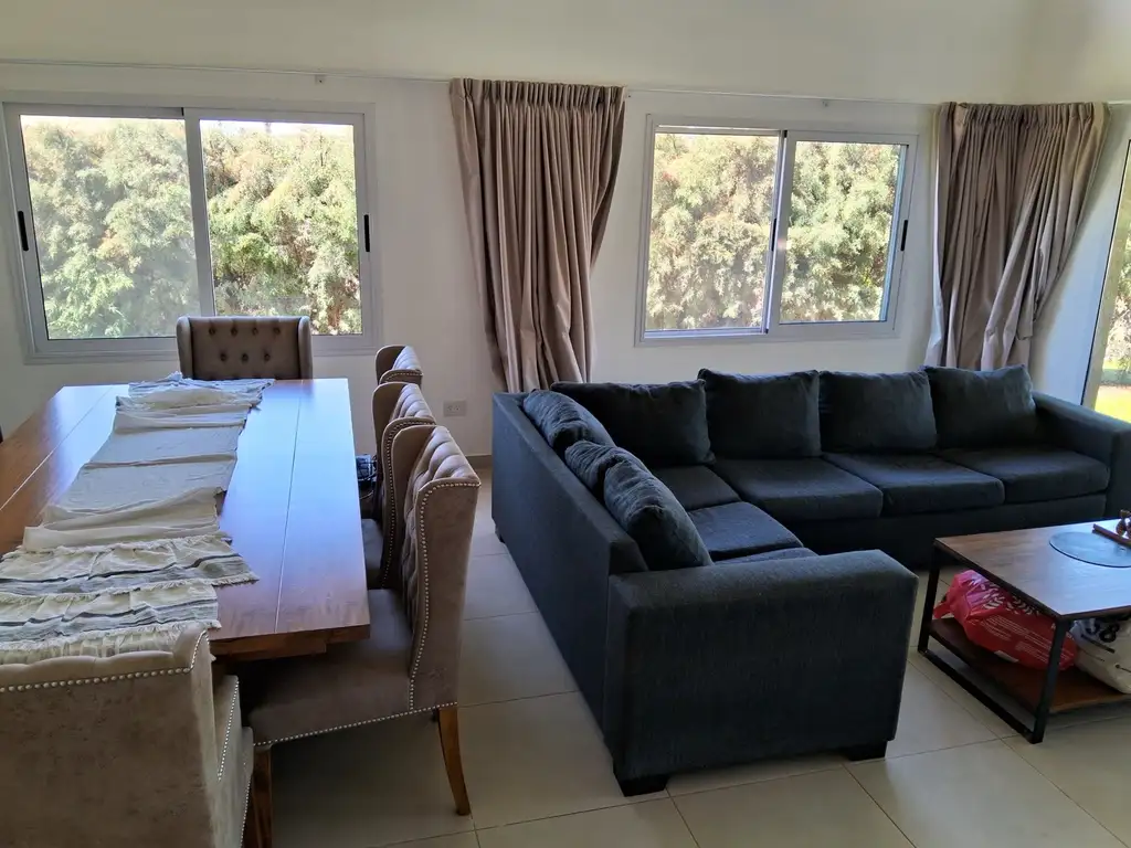 Venta SANTA ELENA EN UNA NUEVA PLANTA 0