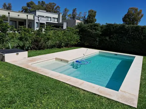 Casa en Venta en Pilar del Este - Santa Elena - 3 dormitorios