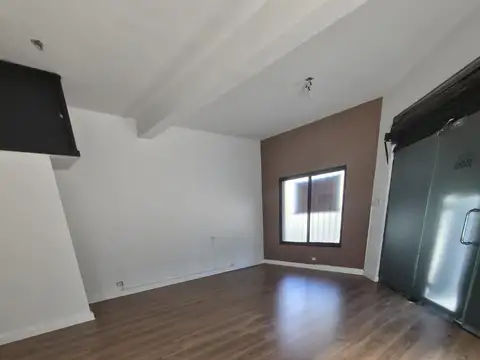 Local en Alquiler en Martinez Fleming / Panamericana, $ 900.000