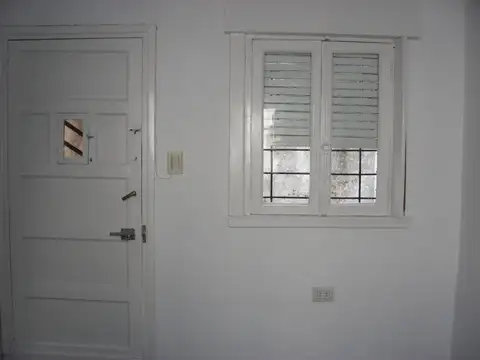 Depto Tipo Casa en Alquiler de 3 ambientes