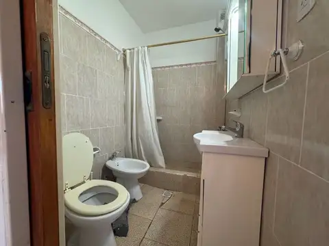 Depto Tipo Casa 3 ambientes con 1 baño